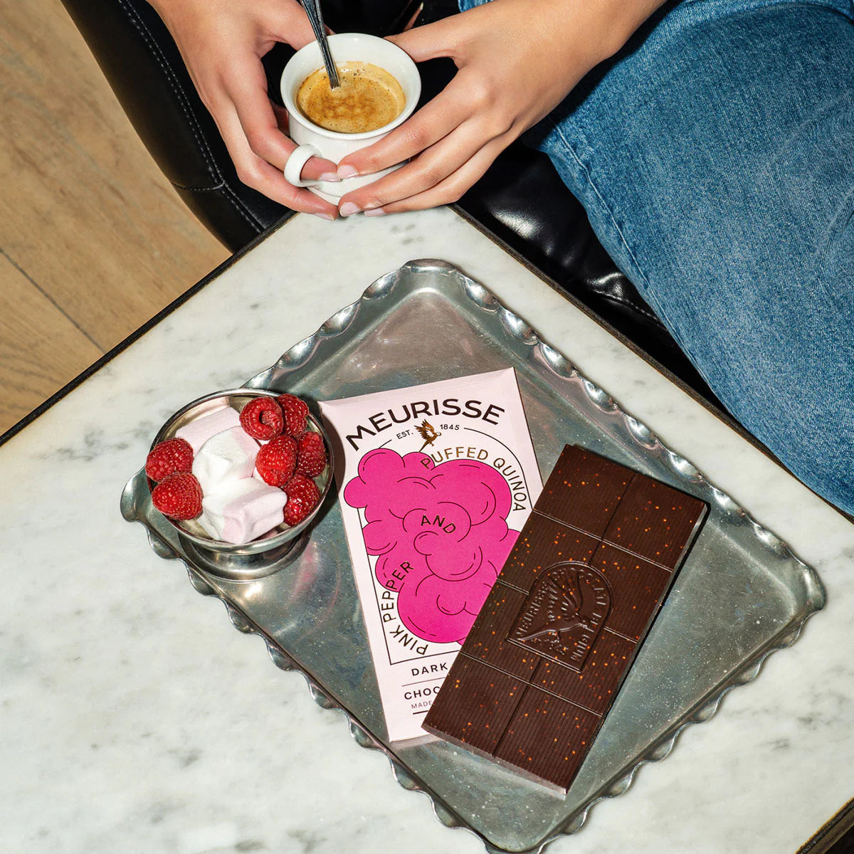 organic-dark-chocolate-with-puffed-quinoa-pink-pepper-us-11440888578316_1.webp