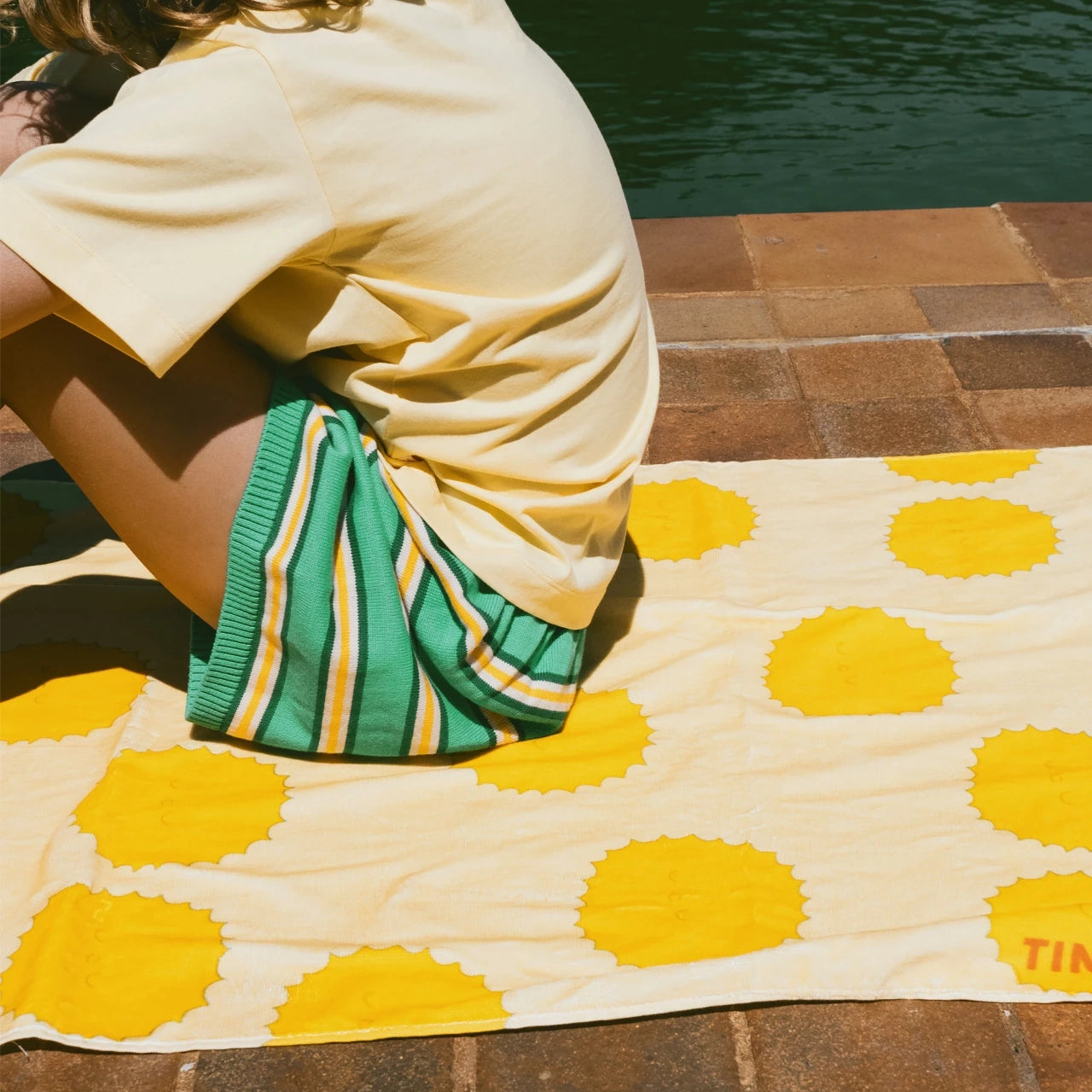 sun-towel-us-11544107286796_1.webp